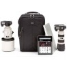 Think Tank Mochila Airport Accelerator | Mochila de gran capacidad para equipos fotográficos profesionales y compatible con equi