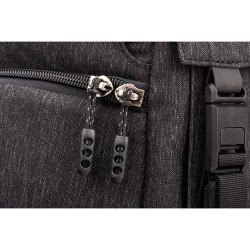 Think Tank Mochila Urban Access 13 Negra | Mochila urbana con acceso lateral y trasero para cámaras mirrorless o DSLR compactas