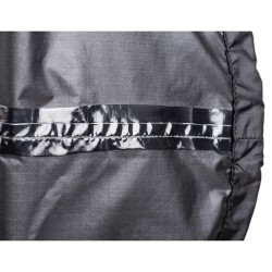 Think Tank Funda Impermeable de Emergencia - Small | Protección rápida contra lluvia para cámaras pequeñas o mirrorless