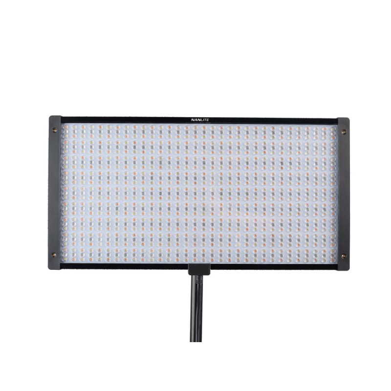 Compra Nanlite PavoSlim 120C | Panel LED RGBWW Ultrafino para Producciones Profesionales
