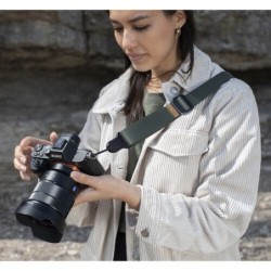 Peak Design Slide Lite Sage Correa | Correa ligera y elegante para cámaras mirrorless y réflex compactas