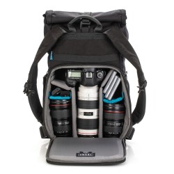 Tenba Mochila Fulton V2 16L Negra | Mochila fotográfica compacta y segura para cámaras DSLR y mirrorless