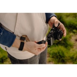 Peak Design Cuff Coyote Correa | Correa de muñeca en color arena para cámaras ligeras o mirrorless
