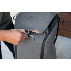 Peak Design Everyday Backpack 30L Gris Mochila | Mochila urbana de gran capacidad para fotografía, portátil y viajes