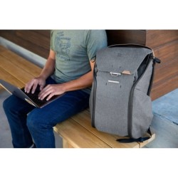 Peak Design Everyday Backpack 30L Gris Mochila | Mochila urbana de gran capacidad para fotografía, portátil y viajes