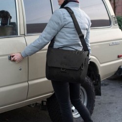 Peak Design Everyday Messenger 13L Negro Estuche | Bolso bandolera profesional para cámara, portátil y accesorios diarios