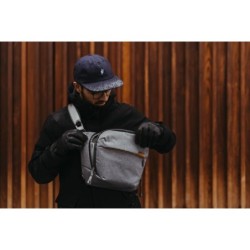 Peak Design Everyday Sling 6L Gris Estuche | Bandolera fotográfica versátil para cámaras, tablet y accesorios creativos