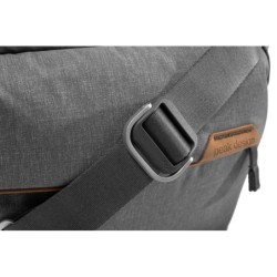 Peak Design Everyday Sling 6L Gris Estuche | Bandolera fotográfica versátil para cámaras, tablet y accesorios creativos