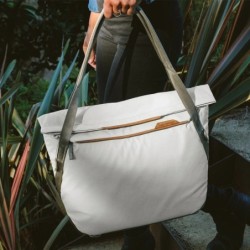Peak Design Everyday Tote 15L Blanco Estuche | Bolso tote ligero y luminoso para equipo creativo o uso urbano